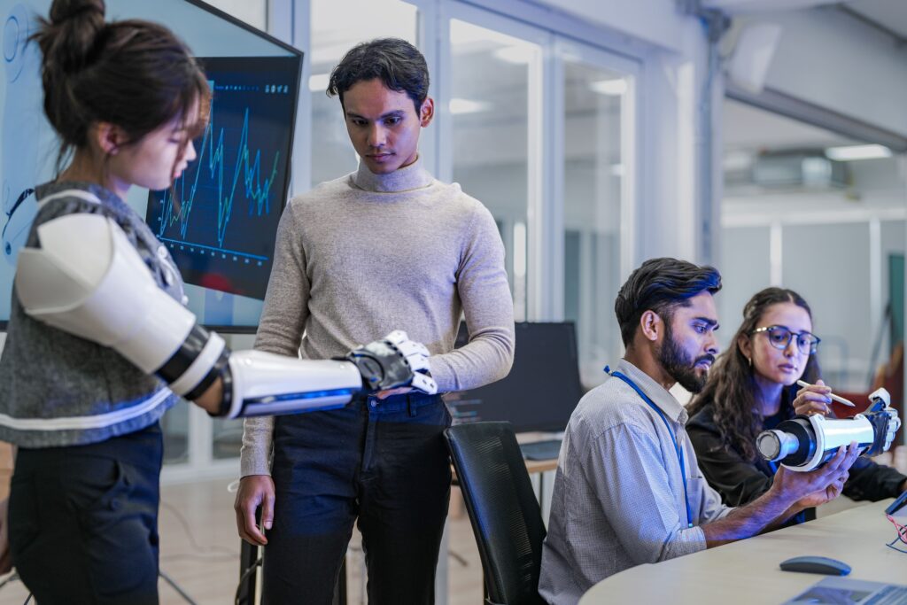 AIの研究をしている人たちの画像